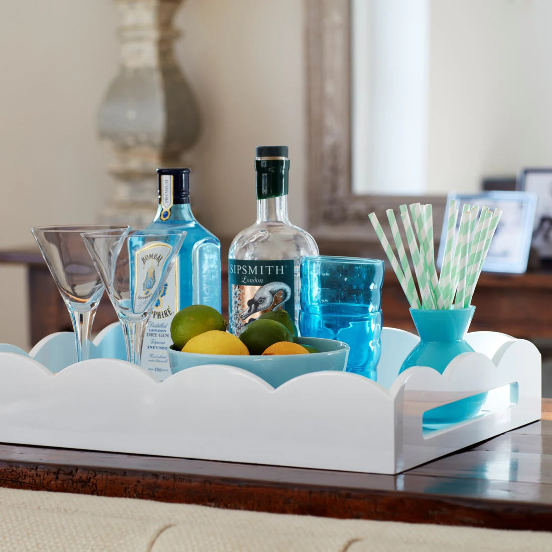 Medium Scalloped Edge Tray