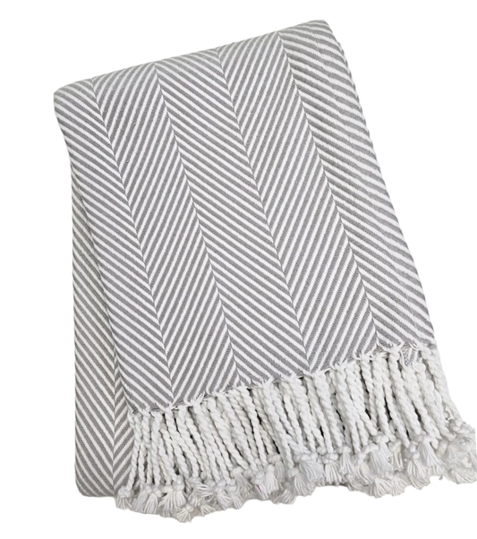 Nantucket Herringbone Throw Pearl Grey/White, Hand Knotted Fringe