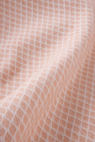 Diamond Lattice Throw
