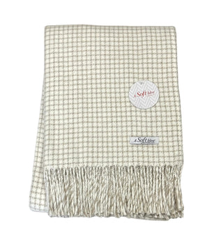 Small Check Pattern Throw
