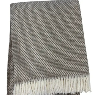 Grain of Rice Throw
