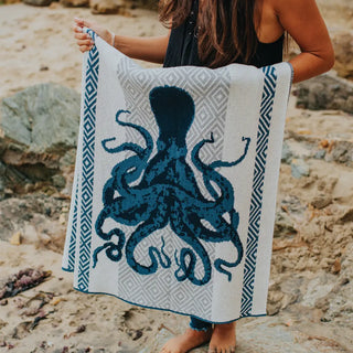 Octopus Square Milk/Alum/Slate/Marine Throw
