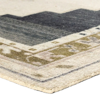 Casen Rug
