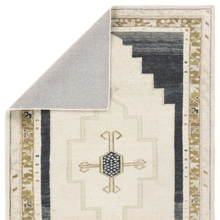 Casen Rug

