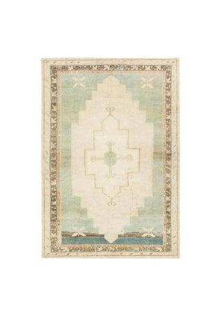 Casen Rug
