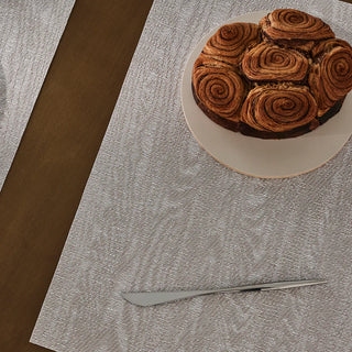 Set of 4   Woodgrain Placemats
