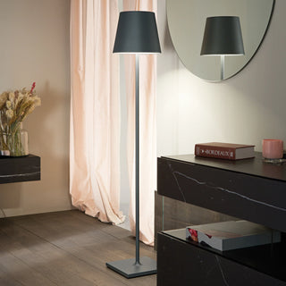 Poldina Pro Floor Lamp
