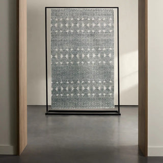 Reign Rug
