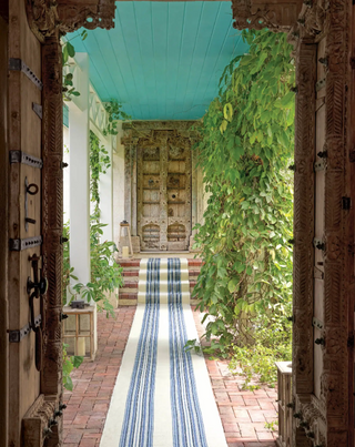 Road Runner Indoor/Outdoor Rug
