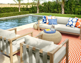 Sailing Stripe Handwoven Indoor/Outdoor Rug 2' x 3' ***
