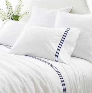 Trio Flat Sheet
