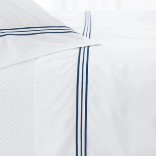 Trio Flat Sheet
