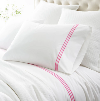 Trio Flat Sheet
