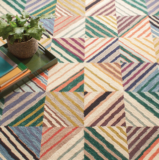 Potter Hand Micro Hooked Wool Rug
