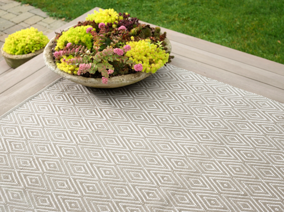 In/Out Rug Diamond Platinum White 2X3