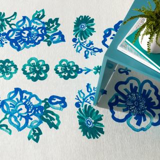 Graphic Gerbera Teal Machine Washable Rug   2' x 3'
