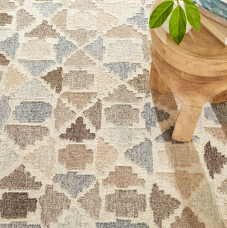 Rufus Stone Kilim Natural Handwoven Wool Rug   2' x 3'
