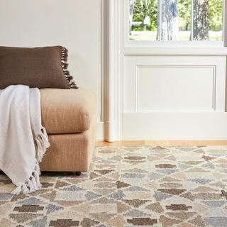 Rufus Stone Kilim Natural Handwoven Wool Rug   2' x 3'

