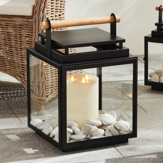 Adwin Outdoor Lantern
