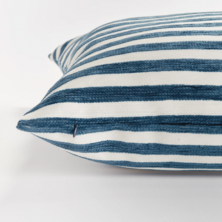 Gideon Indoor/Outdoor Pillow
