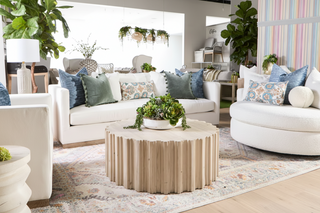 Pier Accent Table

