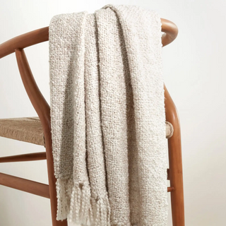 Boucle Throw
