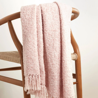 Boucle Throw
