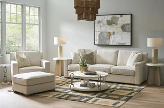 Leah Ottoman

