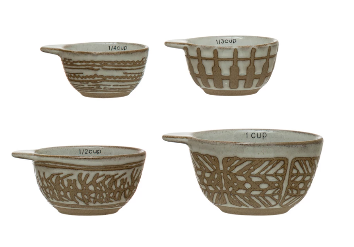 Measuring Cups with Wax Relief Pattern