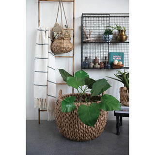 Woven Baskets with Handle
