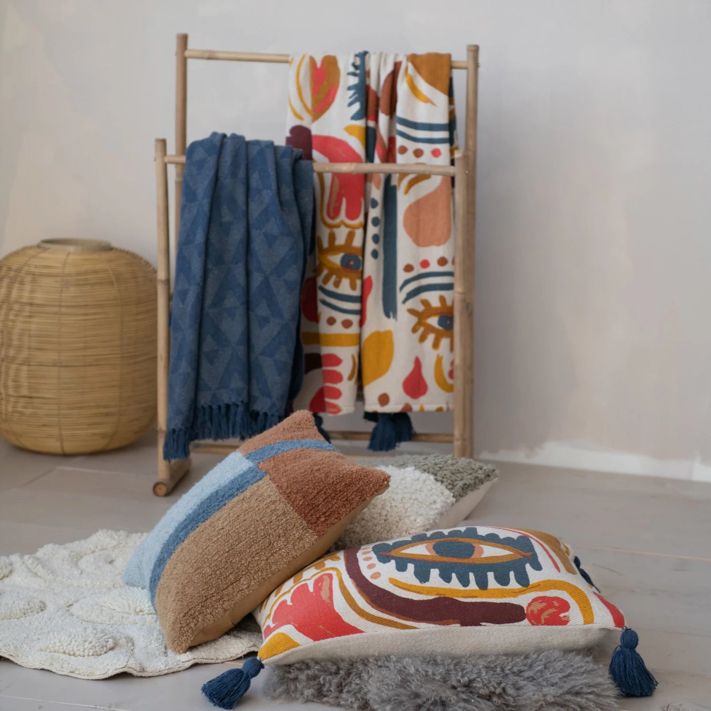 Bamboo Towel/Throw Rack w/ 2 Rods, Natural