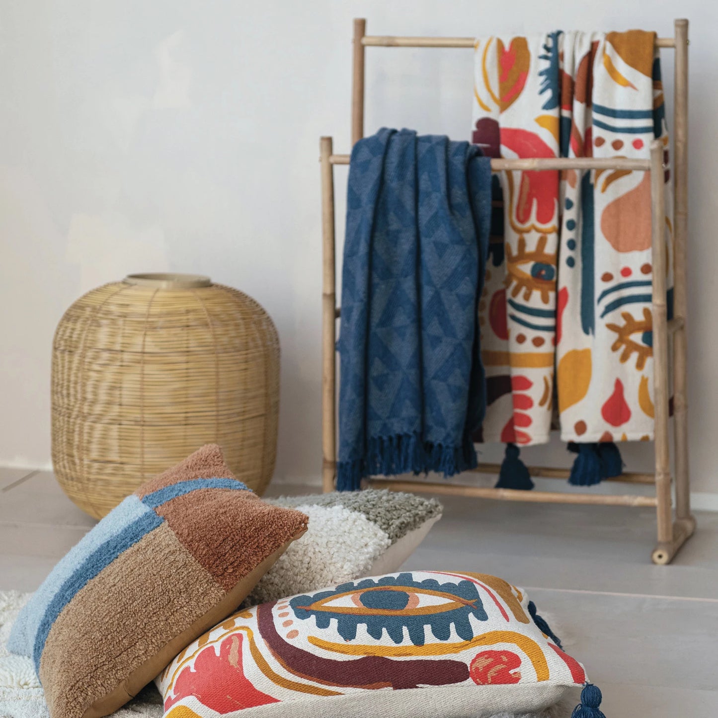 Bamboo Towel/Throw Rack w/ 2 Rods, Natural