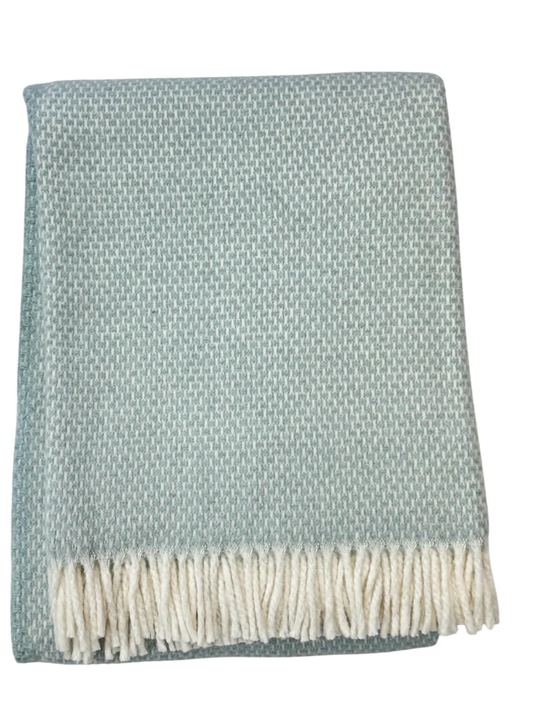 Grain of Rice Throw