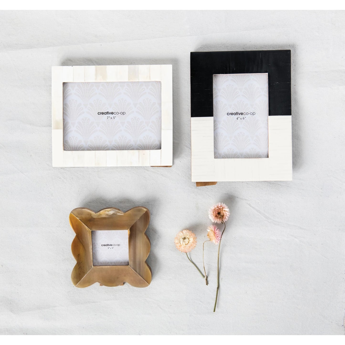 Resin Photo Frame, White 8"x6.5"