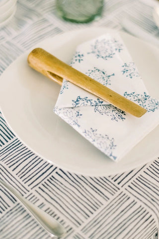 Table Runner   Striped
