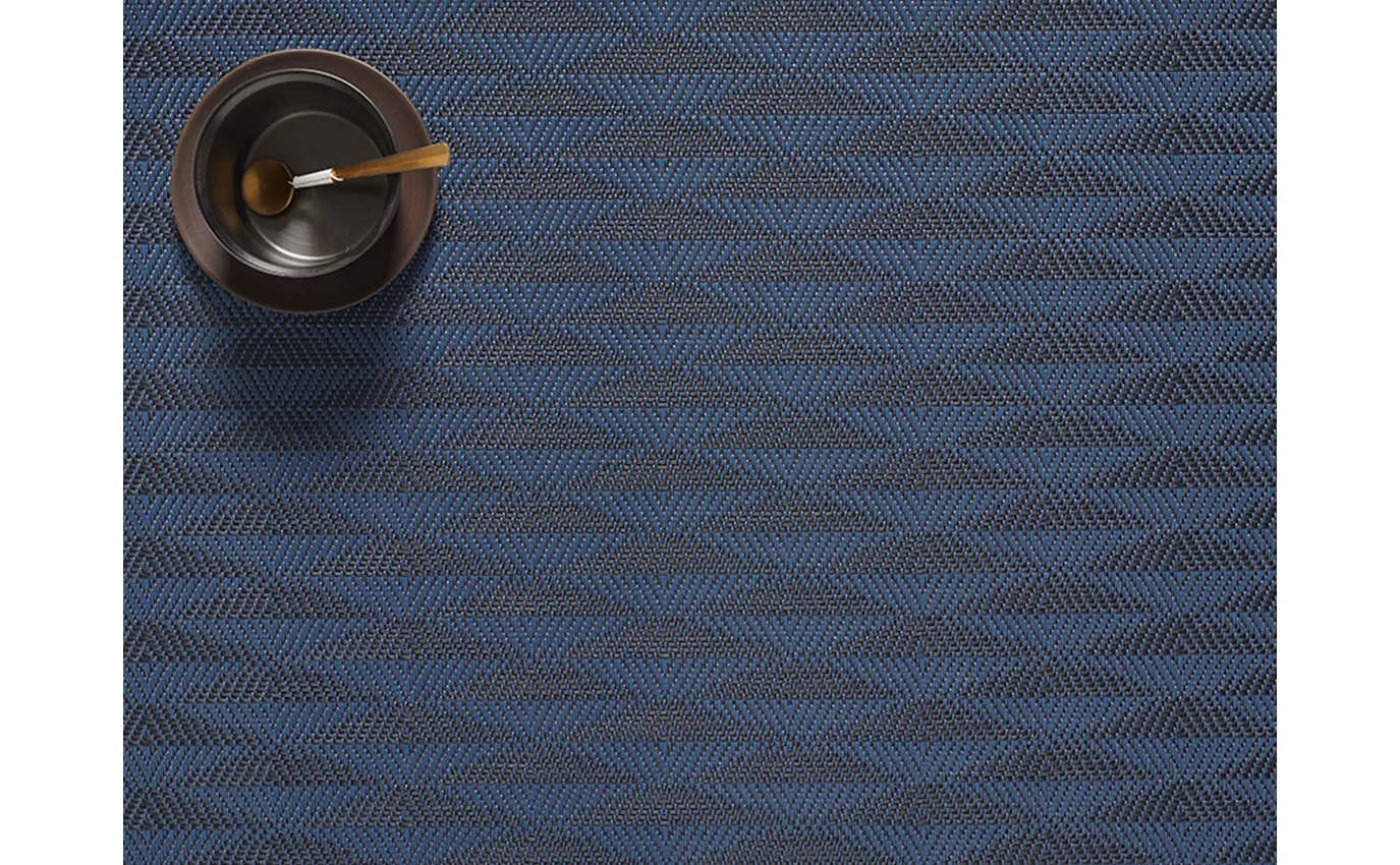 Arrow Tablemat - Rectangle 14" x 19" - Online Only