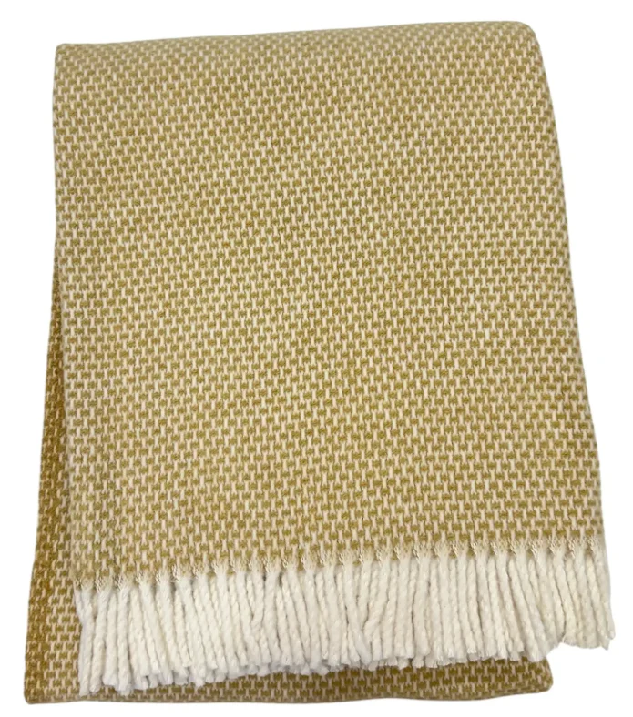 Grain of Rice Throw