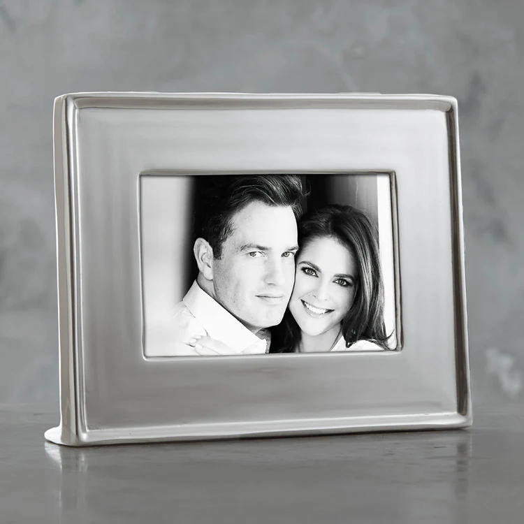 Jason 4" x 6" Horizontal Frame