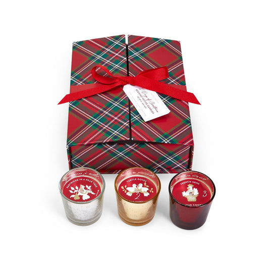 Holiday S/12 Scented Candles in GB ***