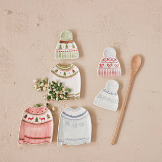 Sweater Shaped Plate with Hat Shaped Dish   Red
