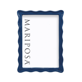 Wavy Frame
