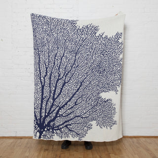 Coral Throw Blue Cina/ Milk
